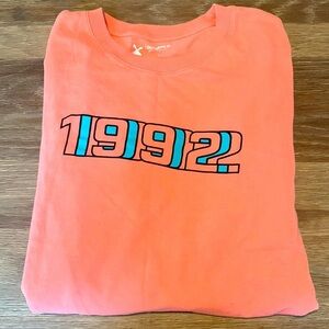 ✌️Dutch bros t-shirt medium